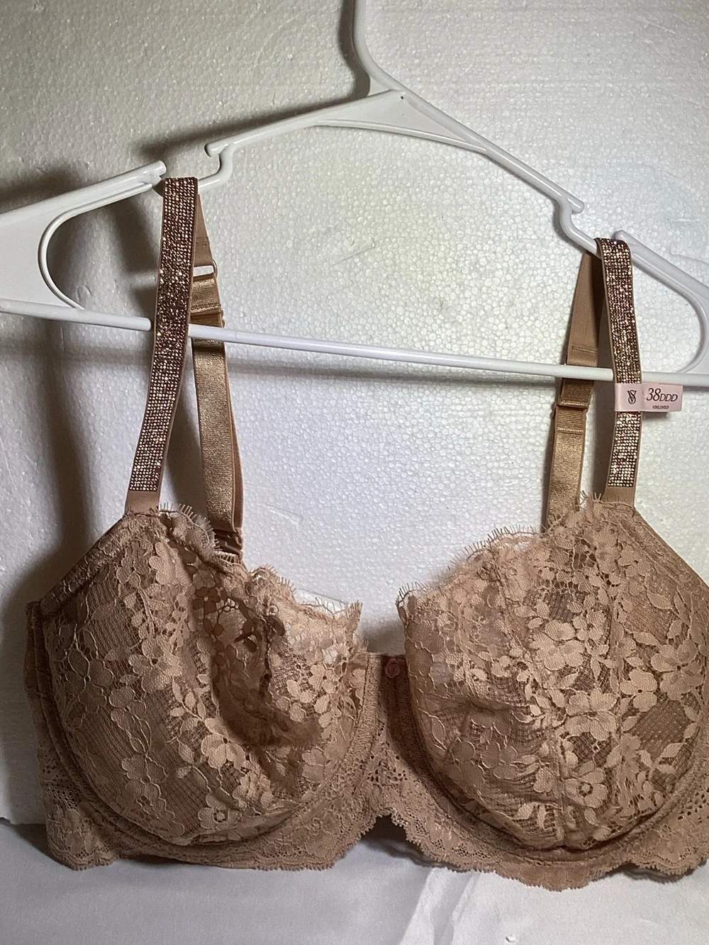 Victoria's Secret Beige Lace Underwire Bra